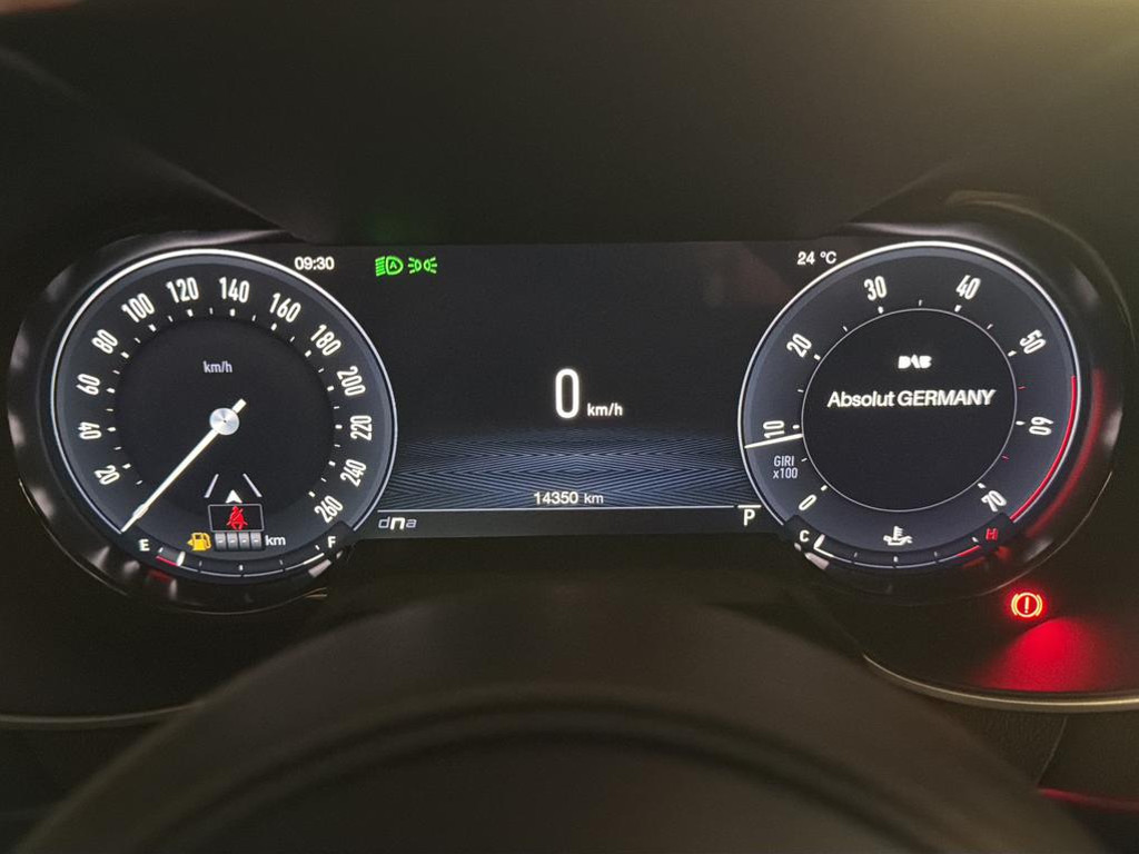 Alfa Romeo Giulia Q4