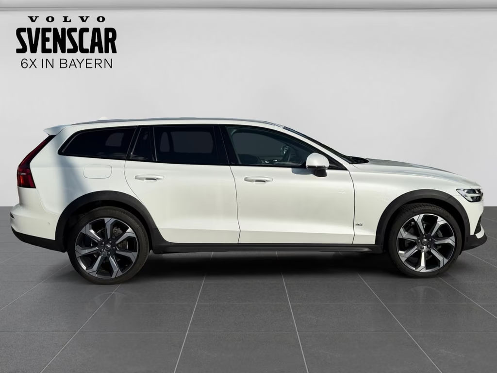 Volvo V60 Cross Country