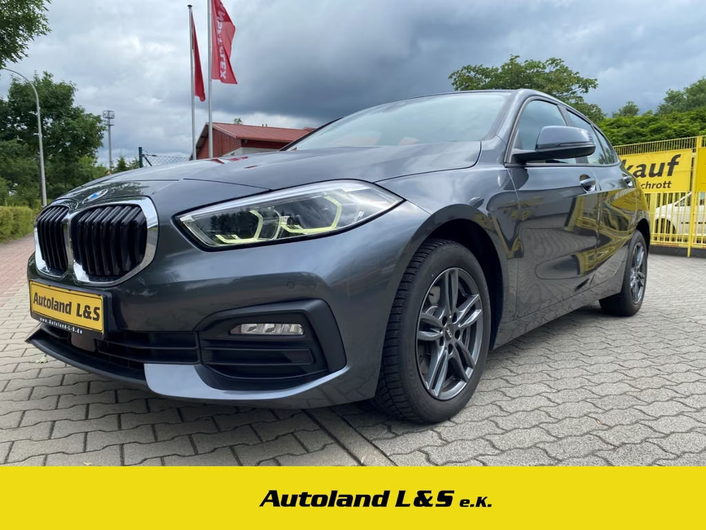 BMW 1 Serie 116 Advantage pakket Sedan 116d