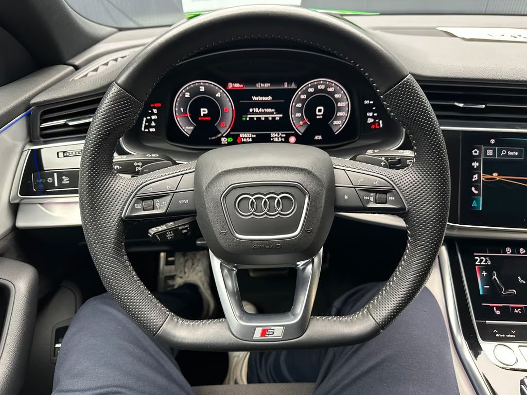 Audi Q8