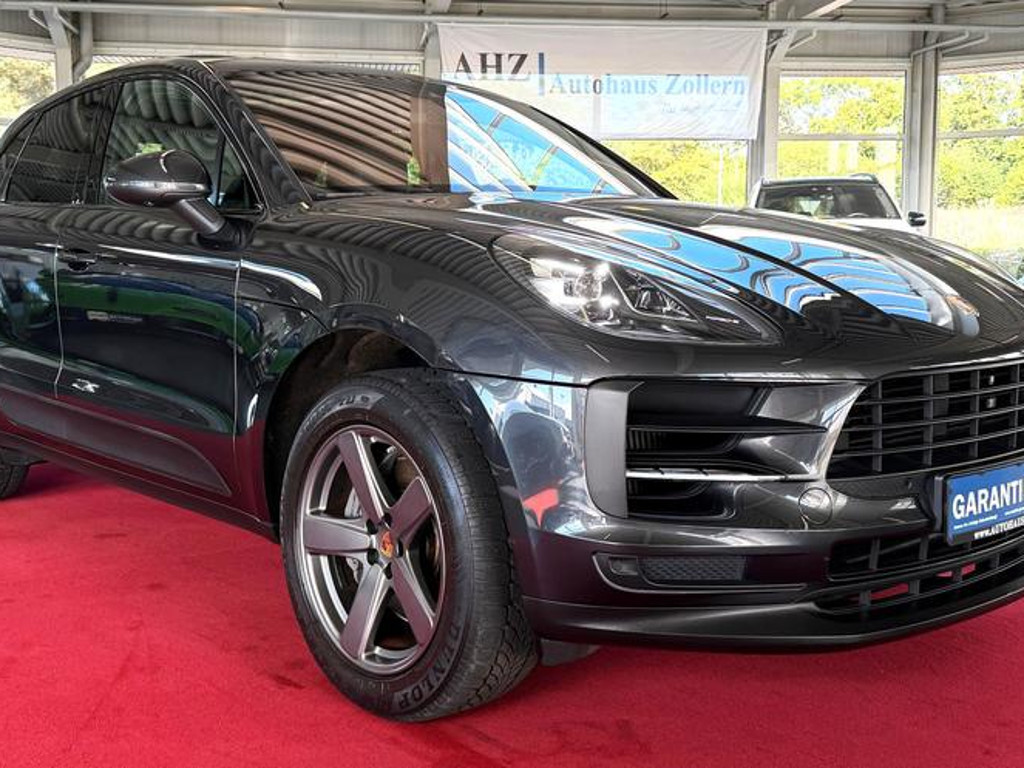 Porsche Macan S