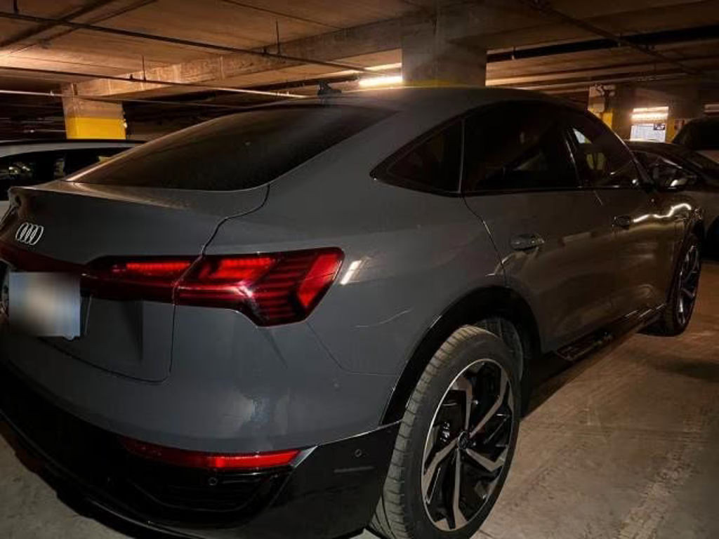 Audi Q8 e-tron