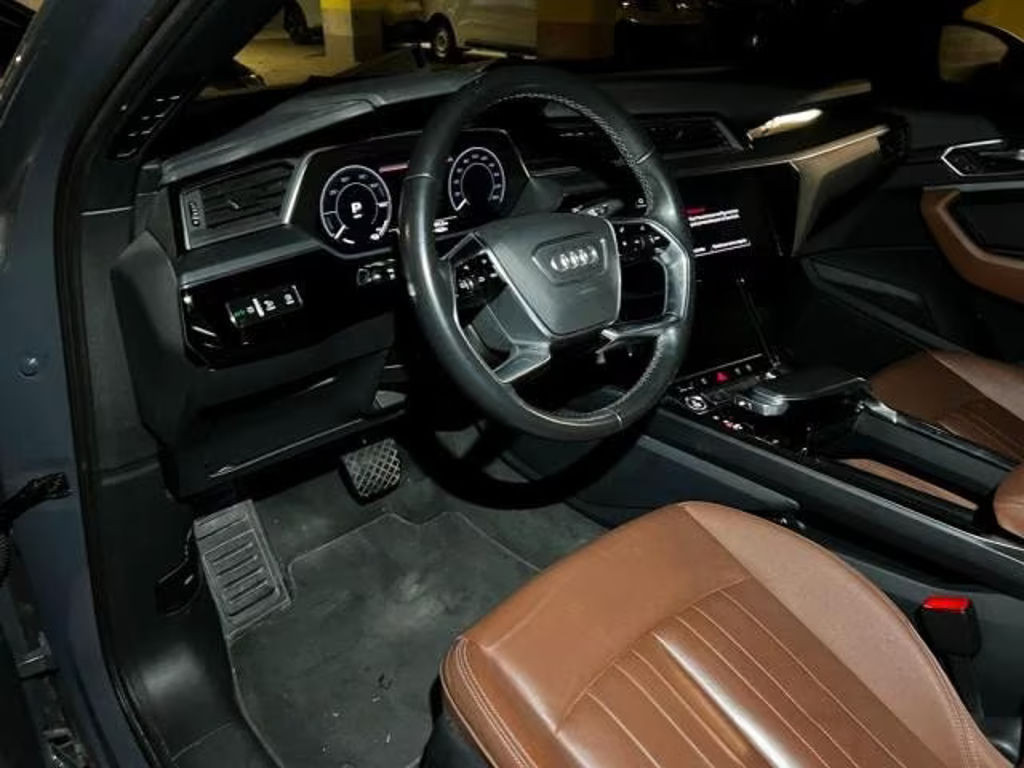 Audi Q8 e-tron
