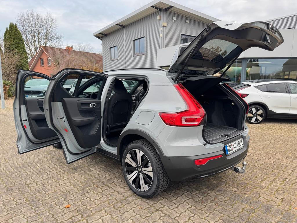 Volvo EX40