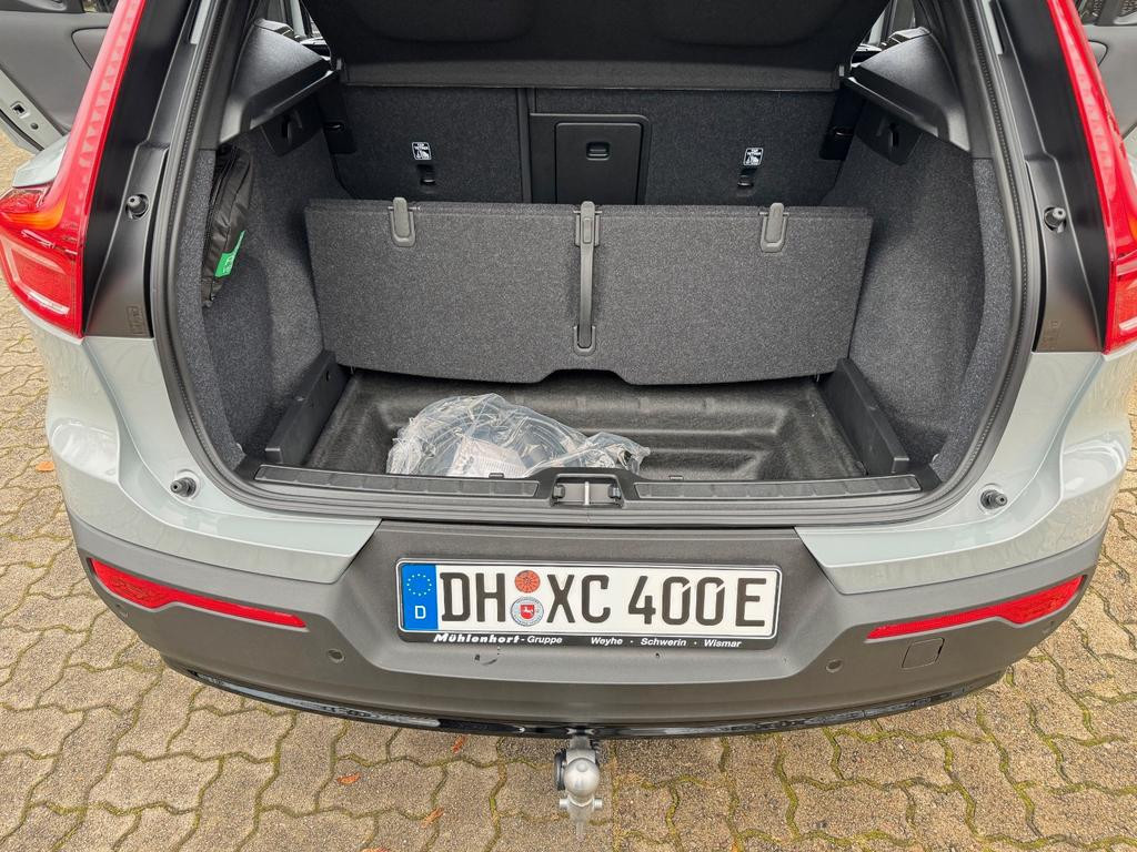Volvo EX40