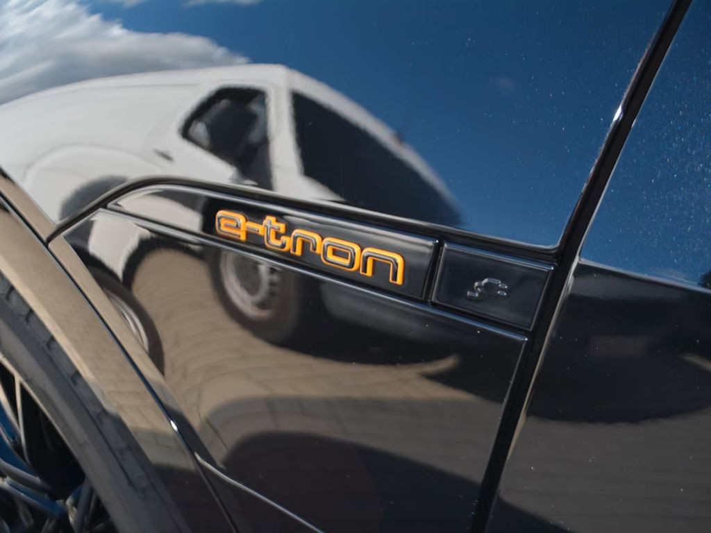 Audi e-tron