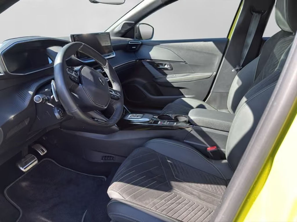 Peugeot e-208