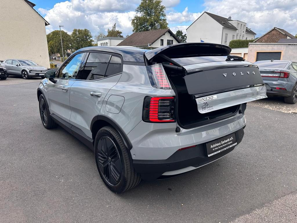 Volvo EX30