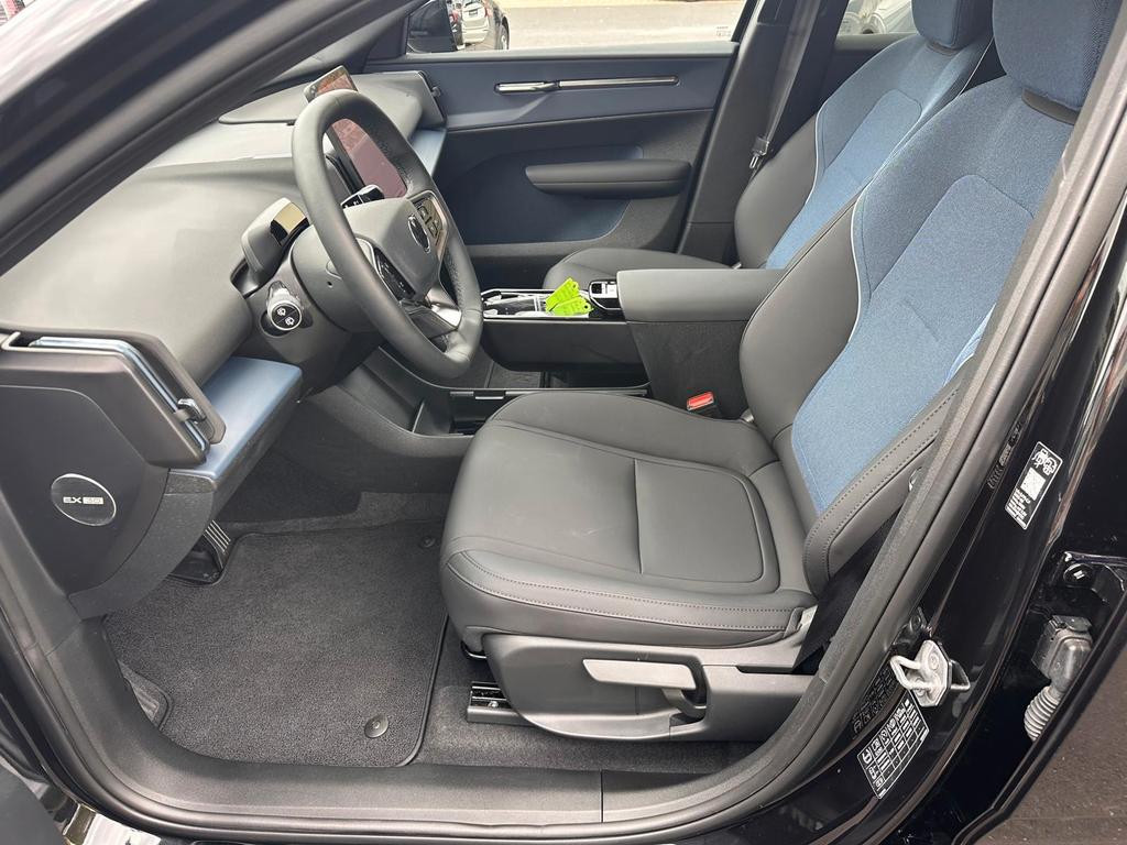 Volvo EX30