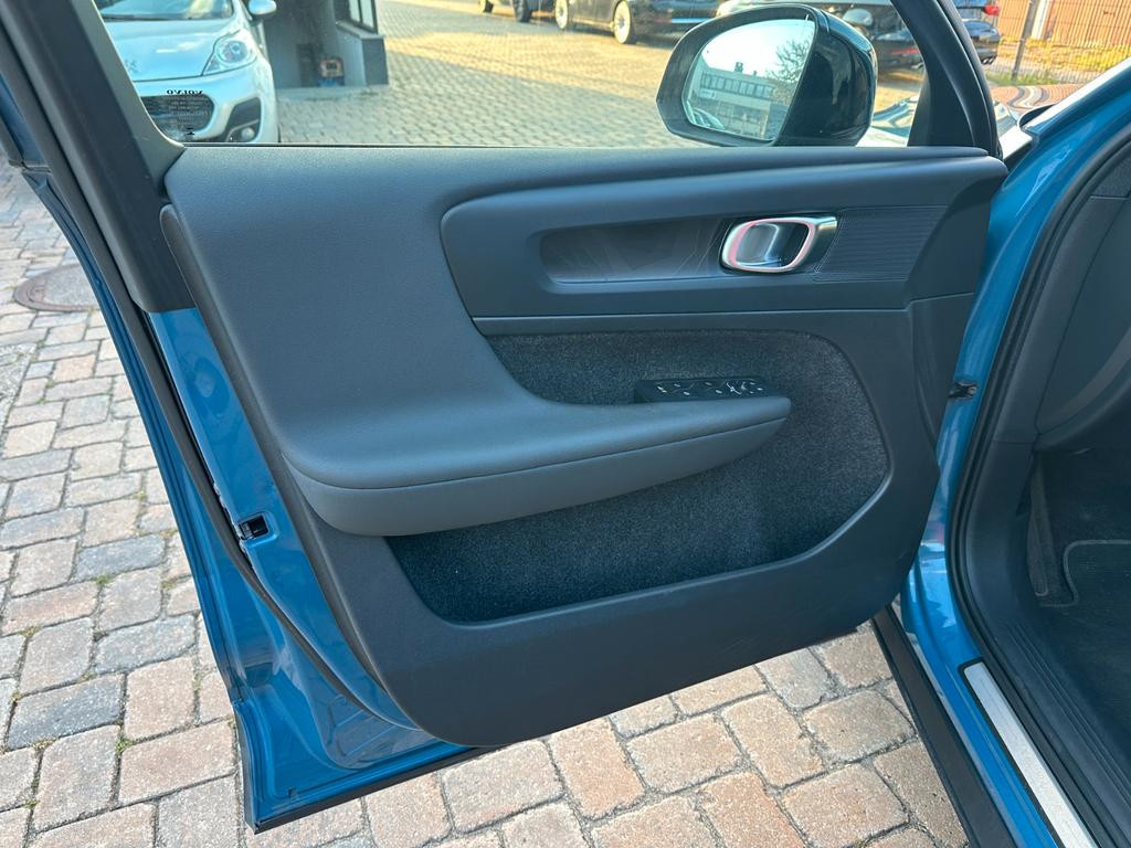 Volvo C40