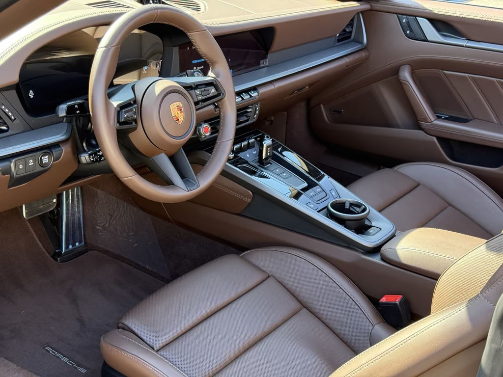 Porsche 911 4S 992 Cabriolet Targa