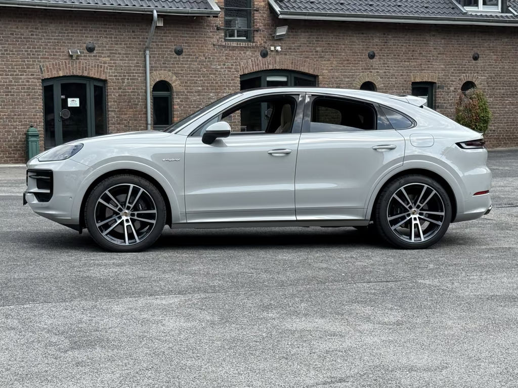 Porsche Cayenne E-Hybrid Coupé