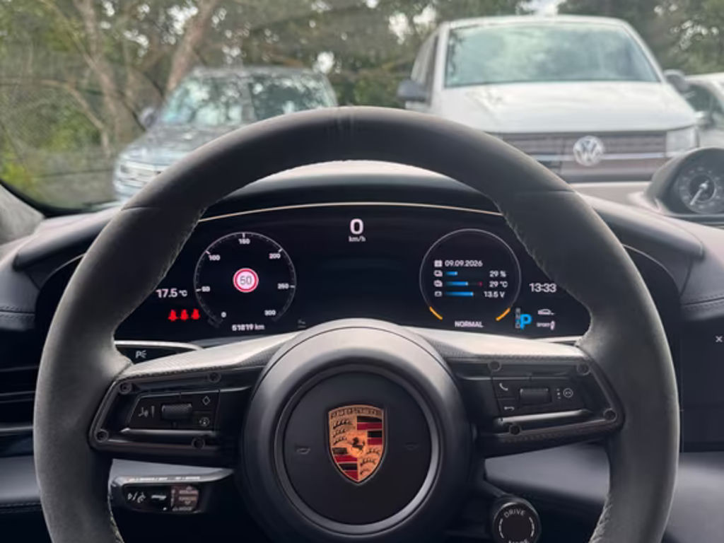 Porsche Taycan