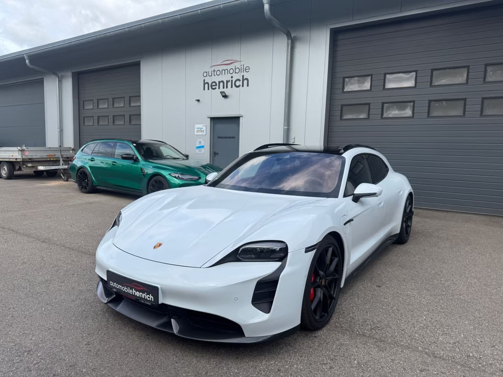 Porsche Taycan