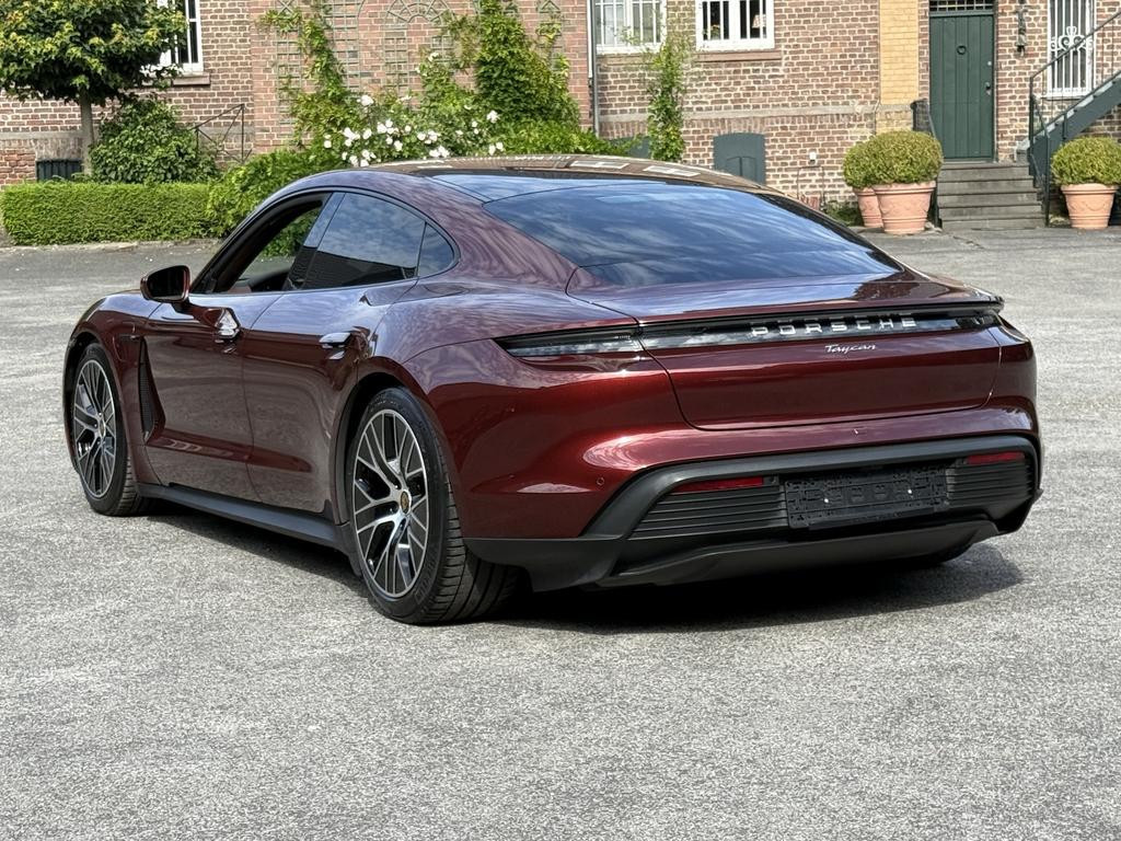 Porsche Taycan