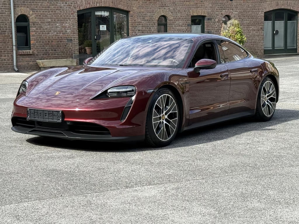 Porsche Taycan