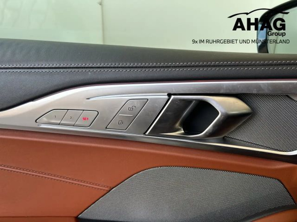 BMW M850