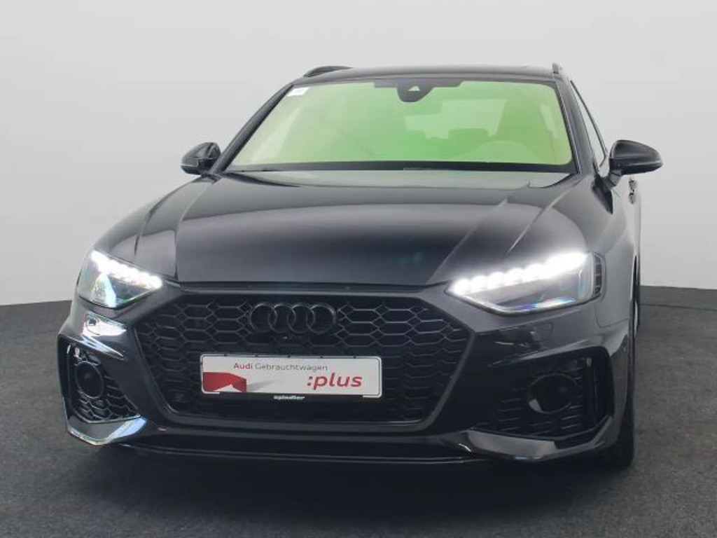 Audi RS4