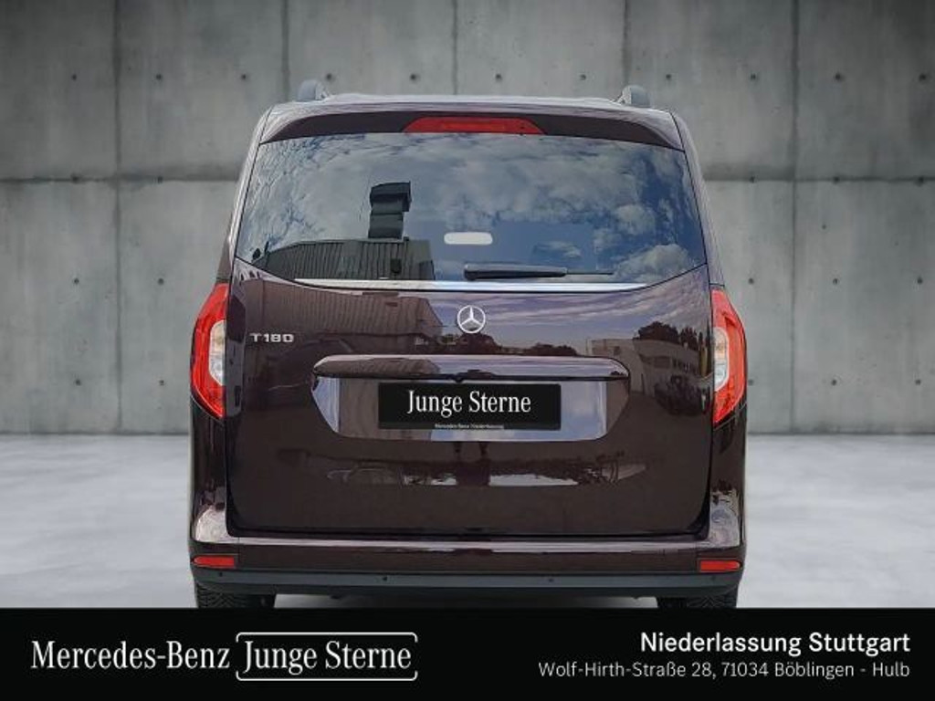 Mercedes-Benz T 180