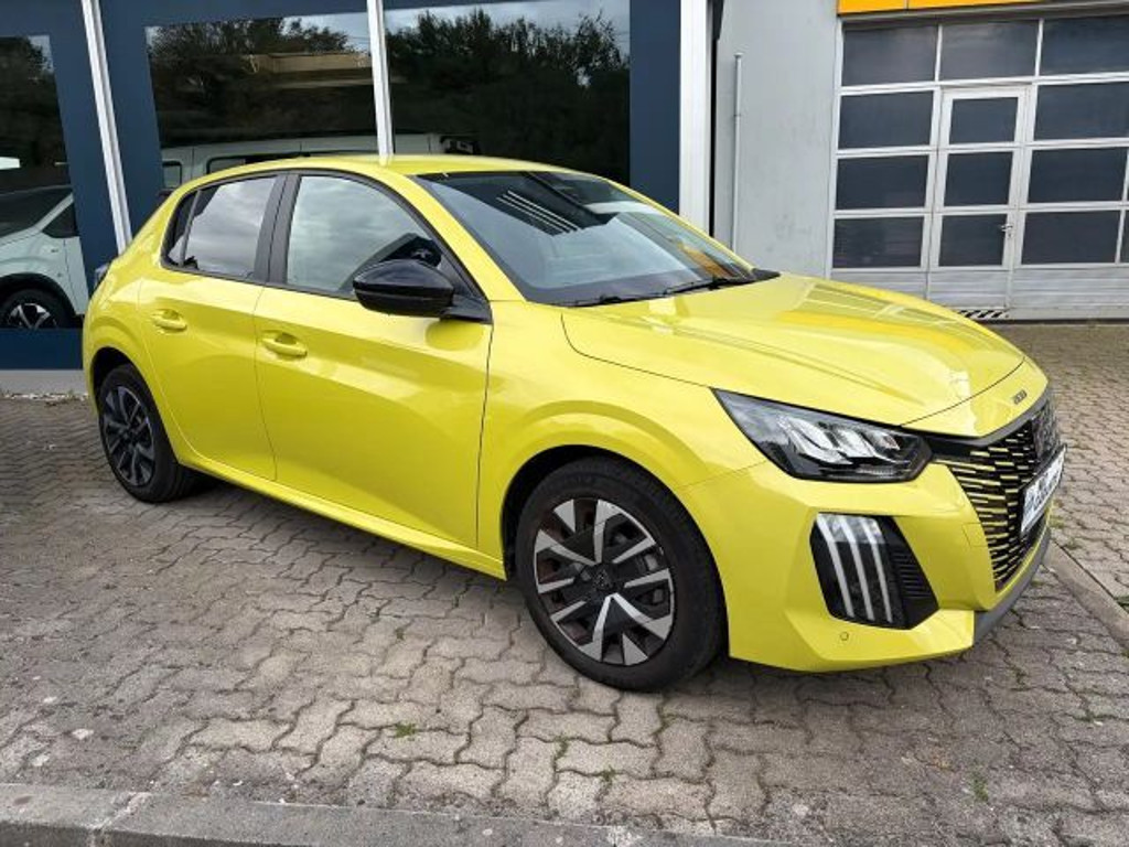 Peugeot e-208