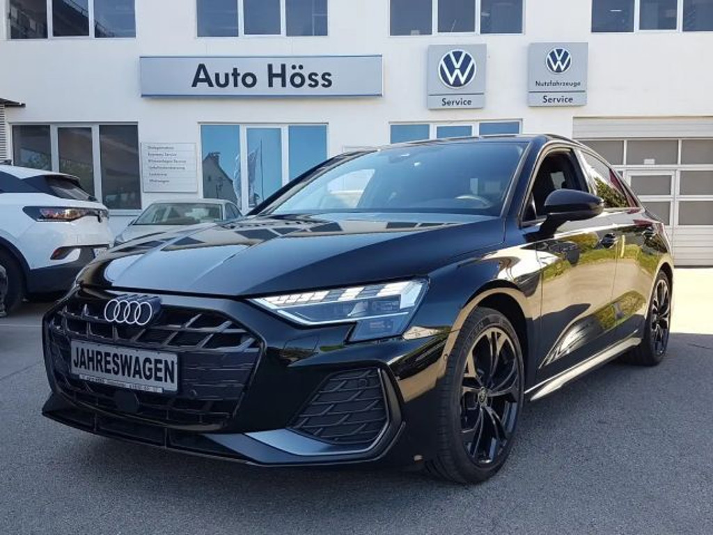 Audi A3 Sedan S-Line 35 TFSI