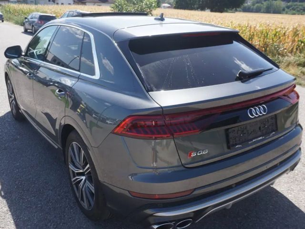 Audi SQ8