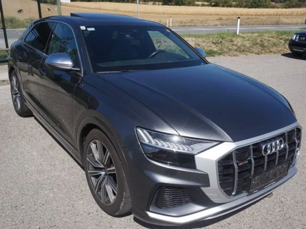 Audi SQ8