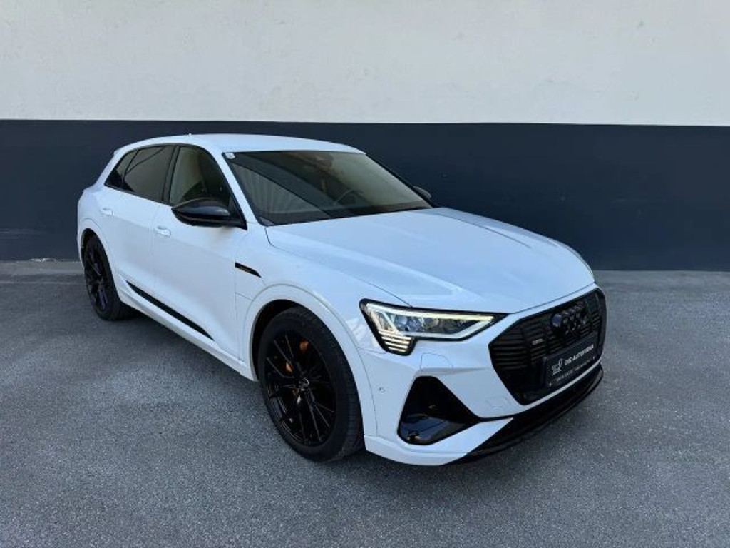 Audi e-tron Quattro S-Line 50