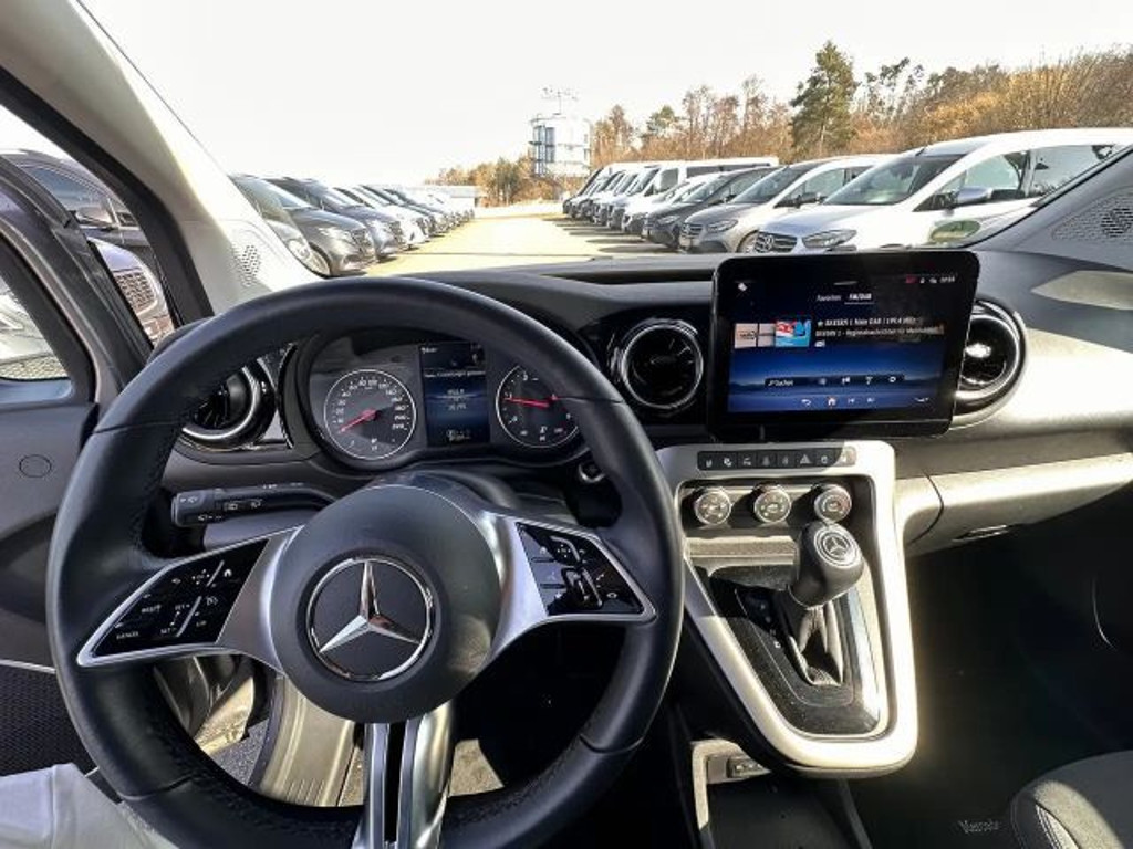 Mercedes-Benz T 180