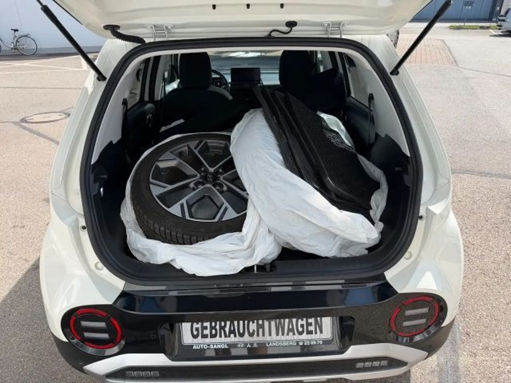 Hyundai INSTER