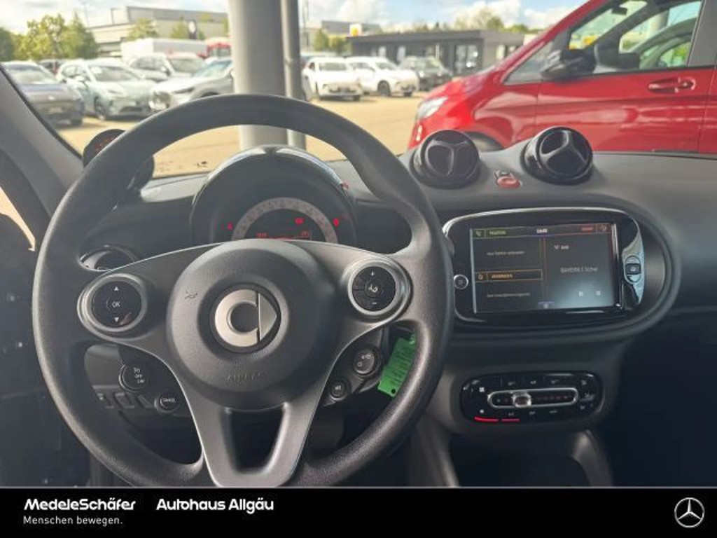 Smart EQ forfour