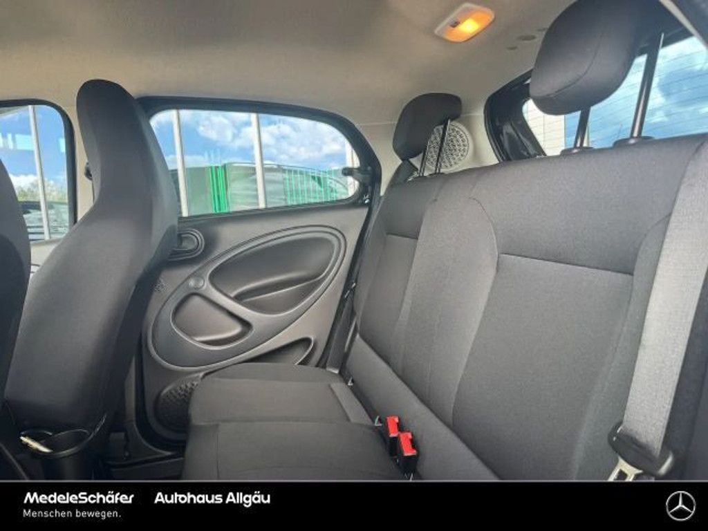 Smart EQ forfour