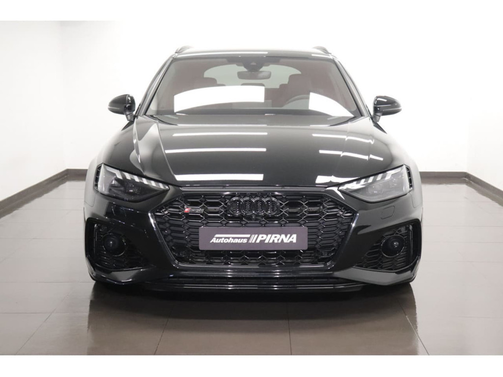 Audi RS4