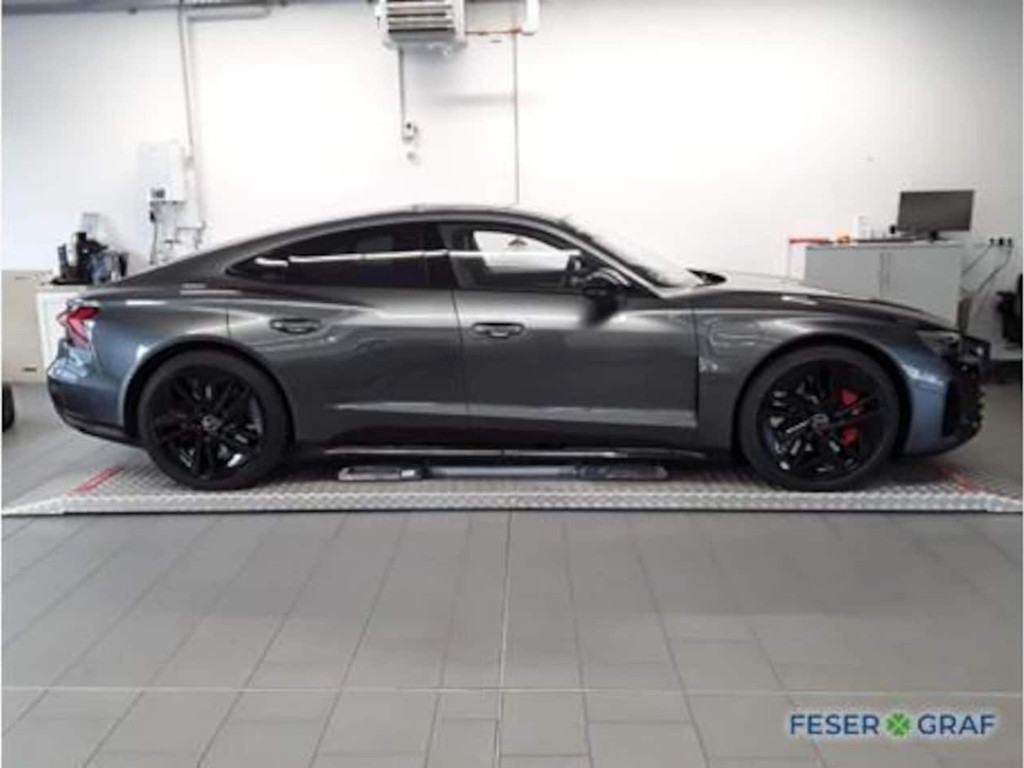 Audi RS e-tron GT