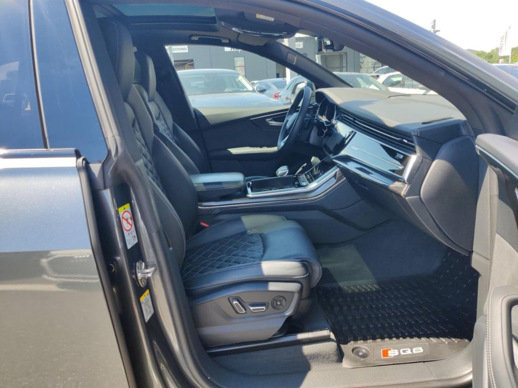 Audi SQ8