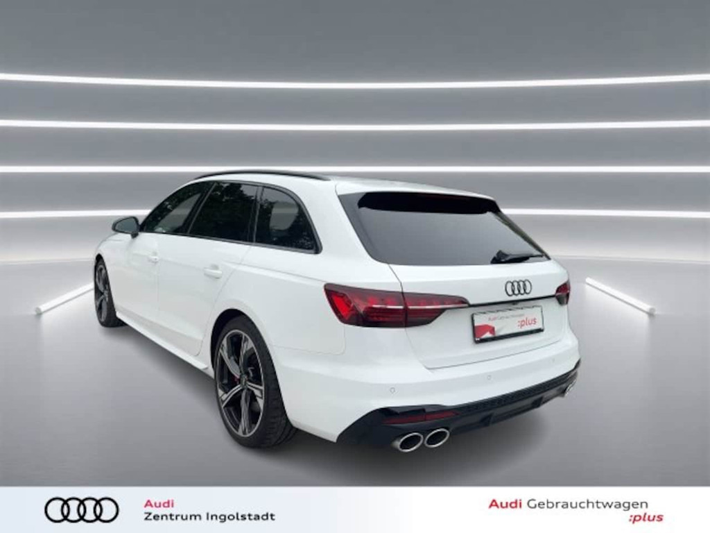 Audi S4