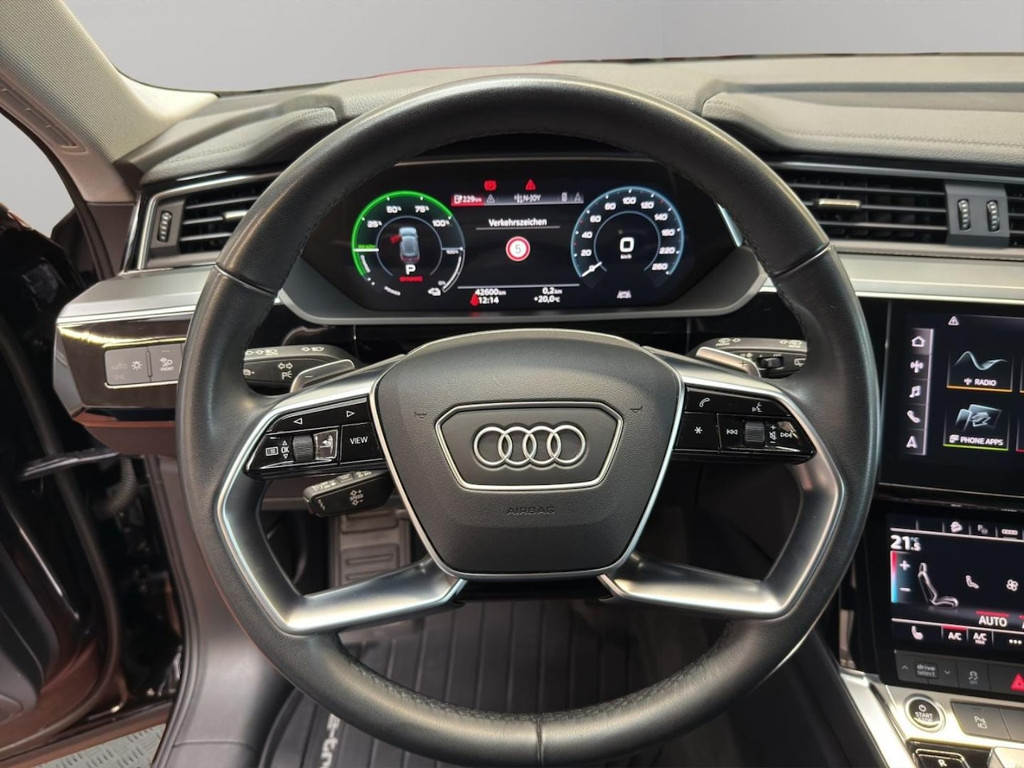 Audi e-tron