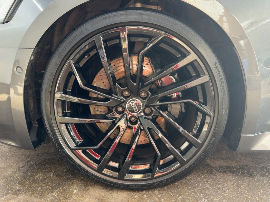 Audi RS5