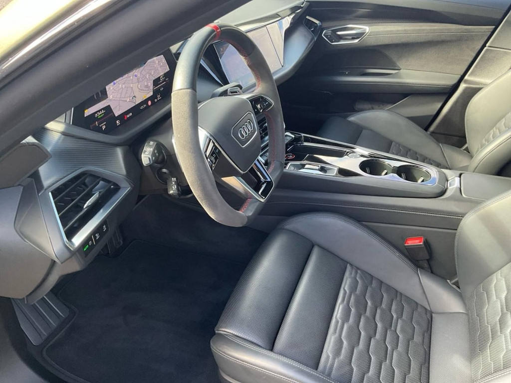 Audi e-tron GT