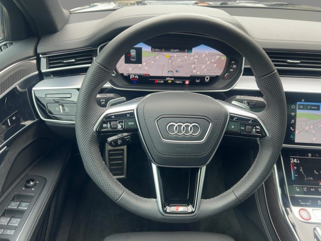 Audi S8
