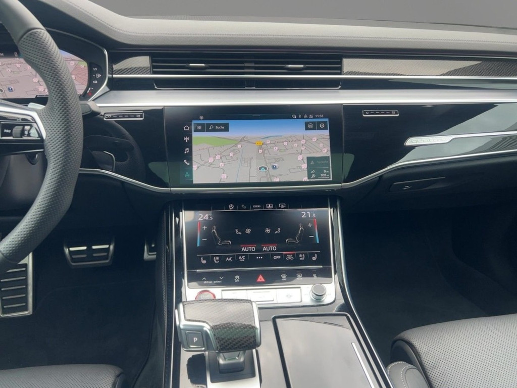 Audi S8