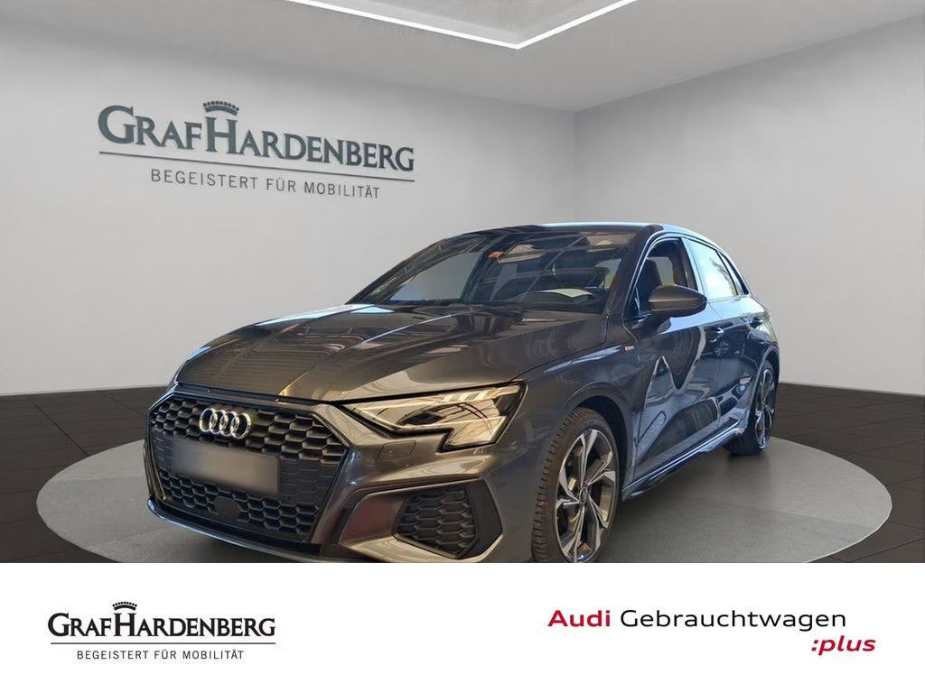 Audi A3 Sportback Sedan S-Line 35 TFSI