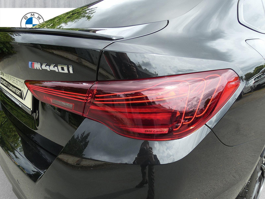 BMW M440
