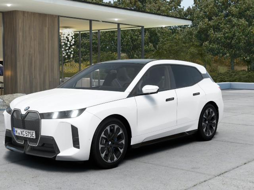 BMW iX xDrive45