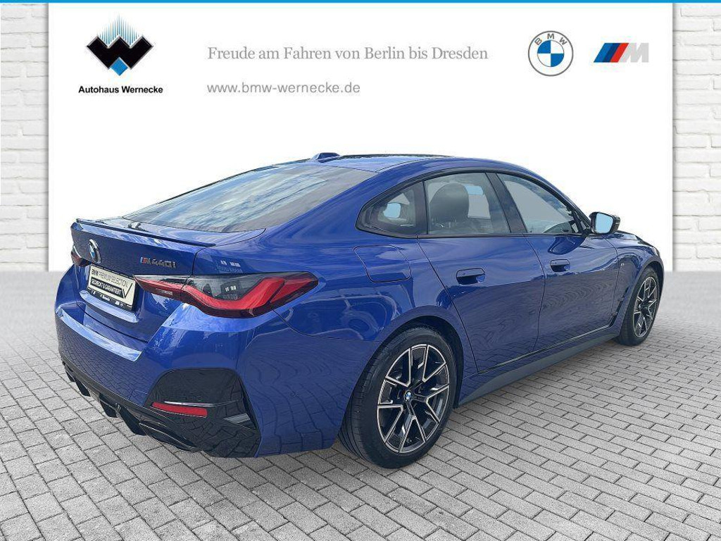 BMW M440