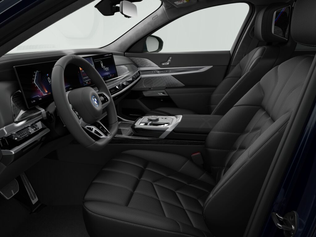 BMW i7