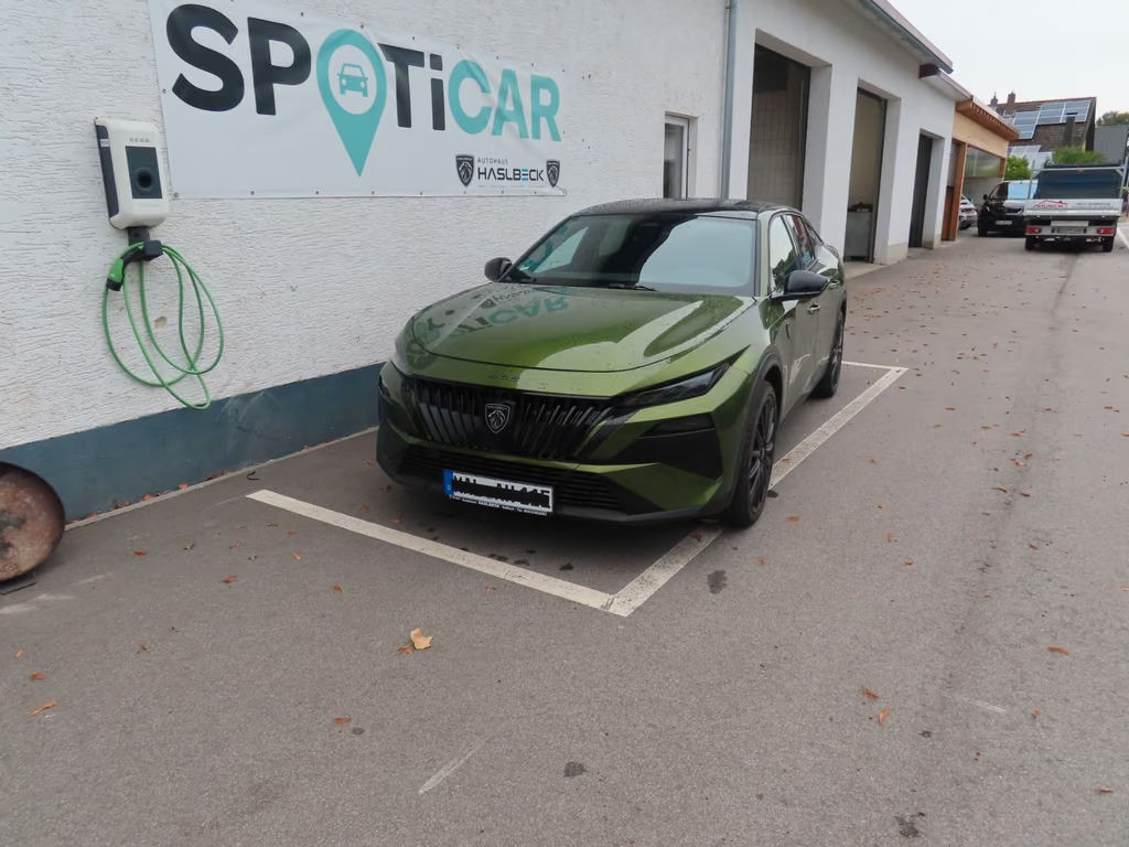 Peugeot 408 GT-Line Hybrid