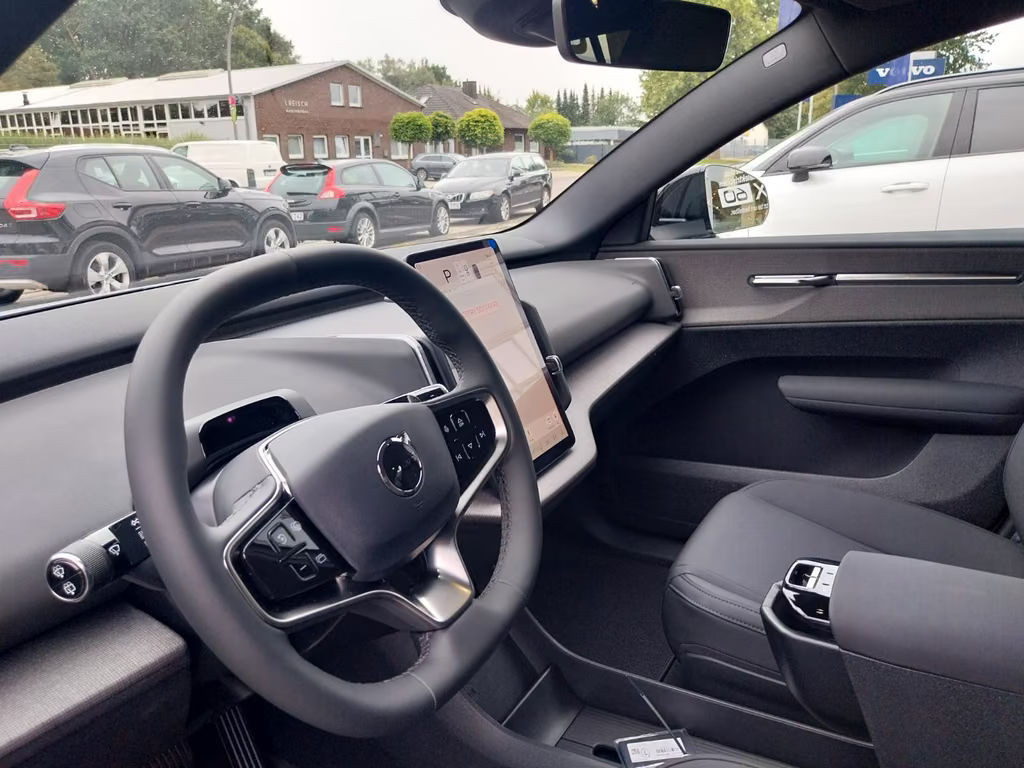 Volvo EX30