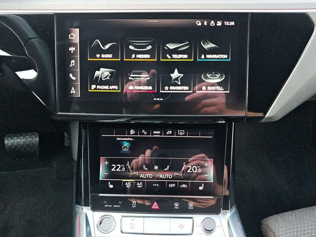 Audi e-tron