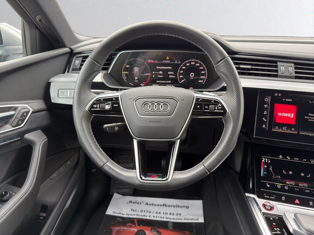 Audi e-tron
